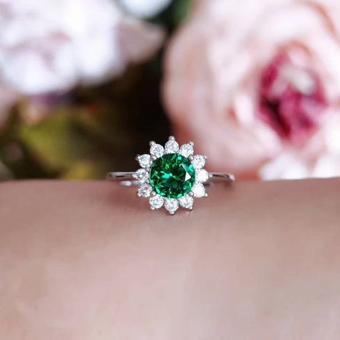 Zarkan 925 Silver Green Flower Solitaire American Diamond Ring